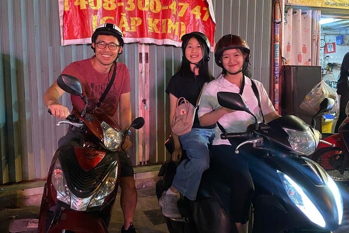 Saigon Motorbike Tour: Scooters & Sights — 6-Hour City Experience photo 2