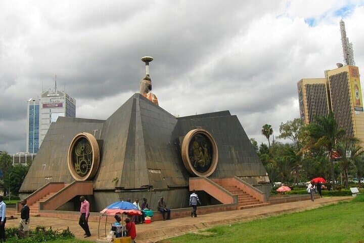 Nairobi City Sightseeing & Carnivore Lunch: 6-Hour Guided Tour photo 6