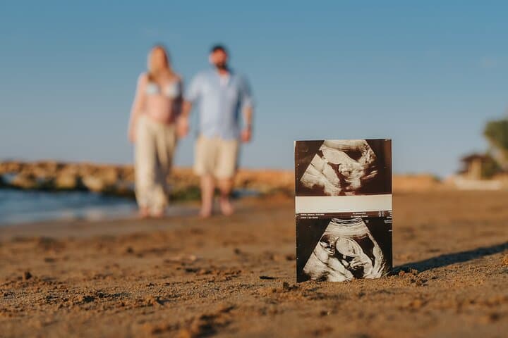 Private Photoshoot in Ammoudara: Capture Crete’s Coastal Portraits photo 5