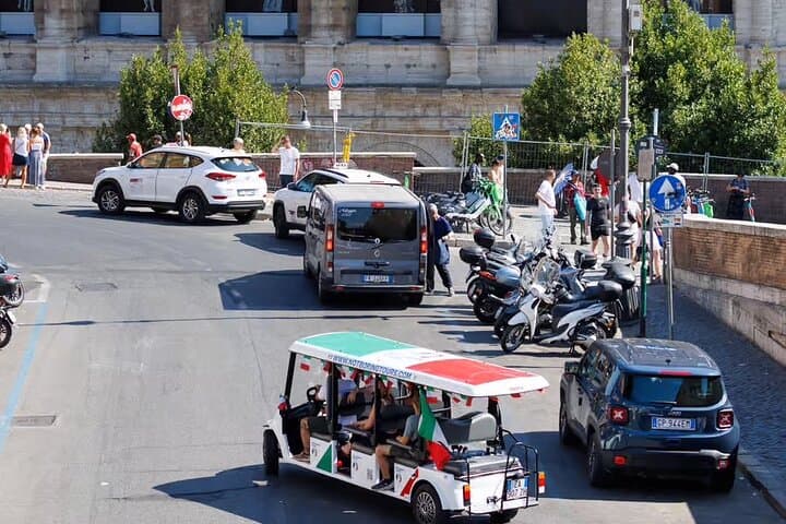 Rome Golf Cart Tour: See the Colosseum, Pantheon & St. Peter's in Comfort photo 2