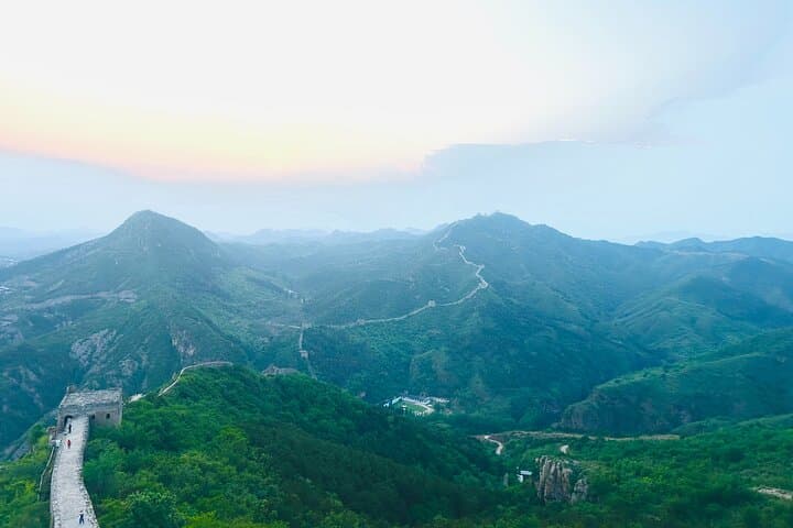 Private Great Wall Night Tour from Beijing — Simatai & Badaling After Dark photo 3