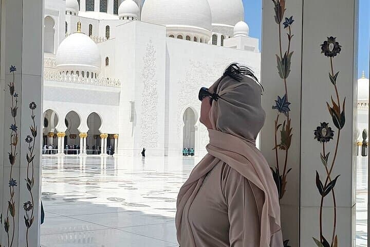 Private Abu Dhabi Day Tour from Dubai: Mosque, Emirates Palace & Ferrari World photo 5