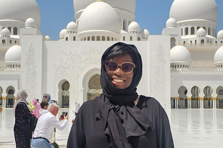 Private Abu Dhabi Day Tour from Dubai: Mosque, Emirates Palace & Ferrari World photo 6