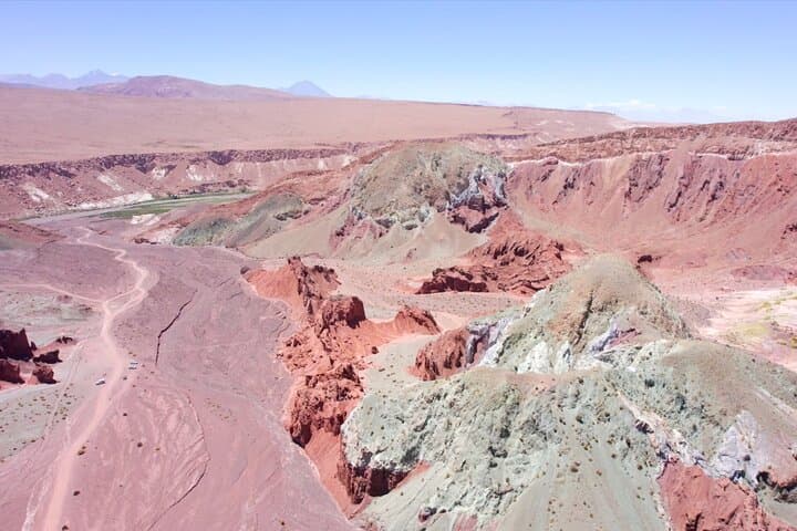 Rainbow Valley and Yerbas Buenas Petroglyphs — Geology Hike from San Pedro de Atacama photo 4