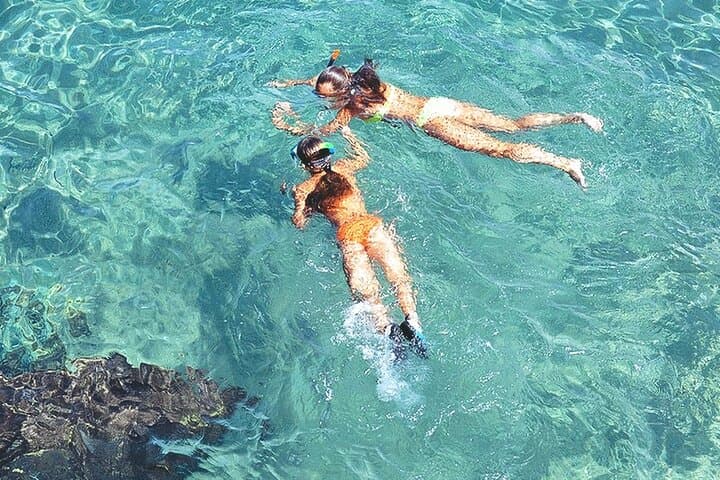 Hanauma Bay Snorkel Experience: Ticket & Gear Included photo 3