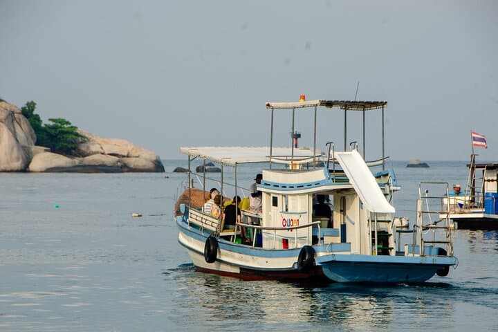 Koh Tao First Light Snorkel: Tao Thong, Freedom Bay & Shark Bay photo 5