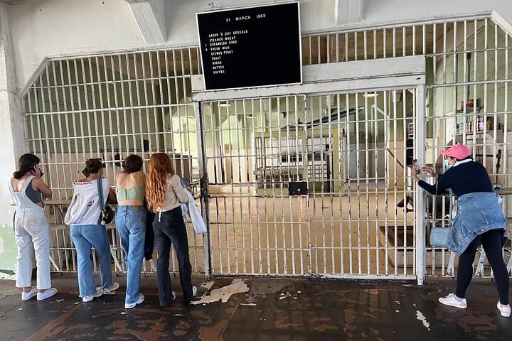 Alcatraz Inside Access Ferry and Night Audio Tour — Official Cellhouse Companion