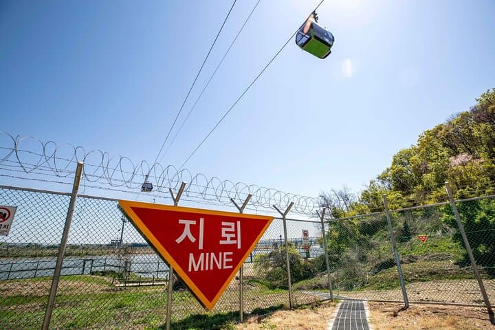 Visiting the DMZ: Peace Road and Third Infiltration Tunnel Tour from Seoul photo 3
