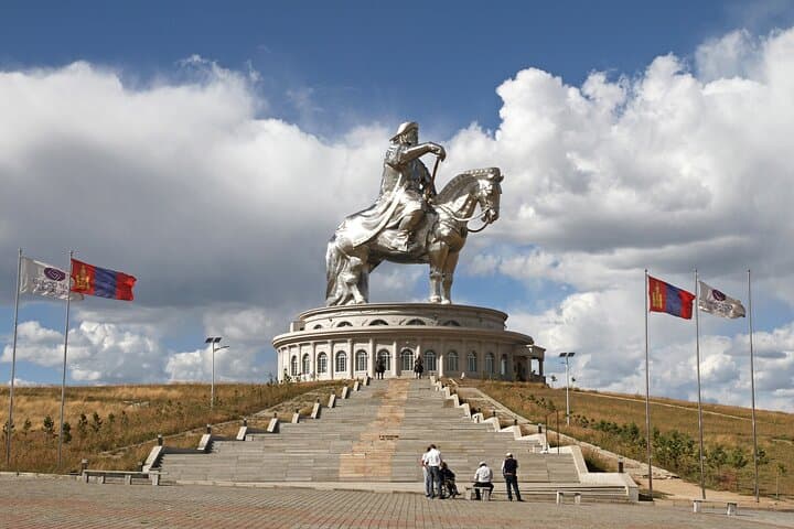 9-Day Hentii Tour: Genghis Khan Birthplace, Gun-Galuut & Remote Monasteries photo 6