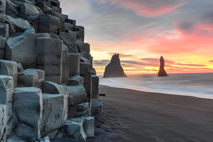 South Coast Iceland Day Tour: Seljalandsfoss, Skógafoss & Reynisfjara photo 4