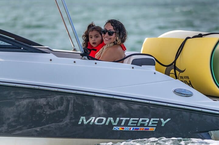 Miami Beach Boat Rental with Captain — 2-Hour Biscayne Bay Cruise & Sandbar Stop photo 5