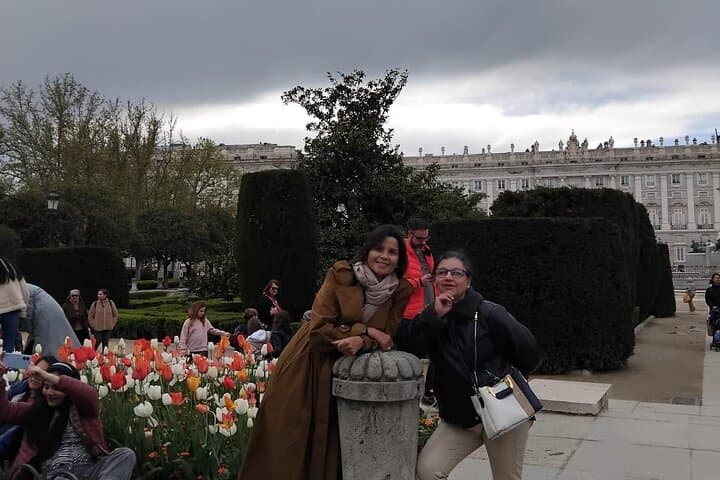 Custom Madrid Mixed Tour: Private Small-Group Prado, Royal Palace & La Latina Walk