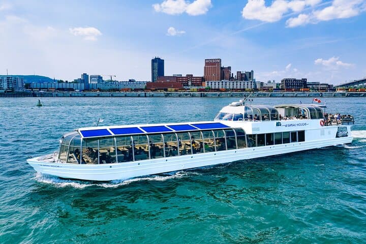 Montreal River Cruise: Le Bateau-Mouche Sightseeing on the St. Lawrence