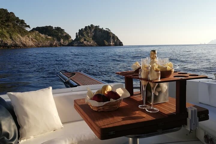 Private 8-Hour Yacht Cruise: Capri & Amalfi Coast from Positano or Amalfi photo 5