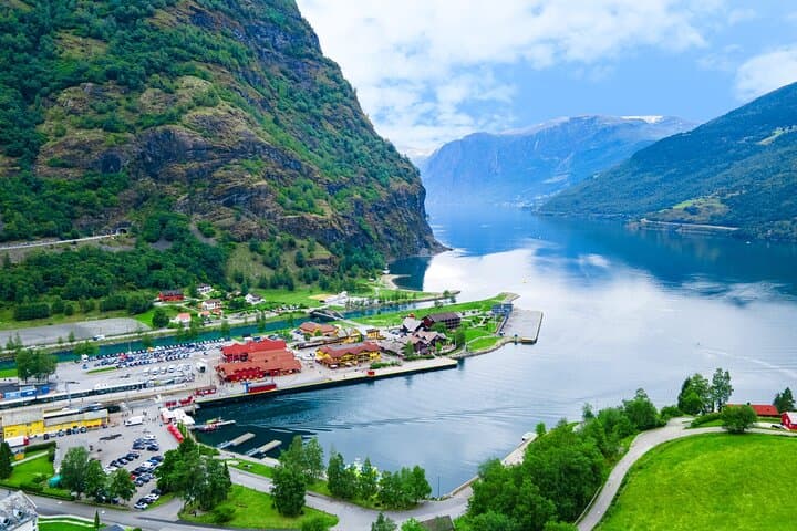Oslo to Sognefjord: Full-Day Private Fjord Cruise & Flåm Railway photo 6