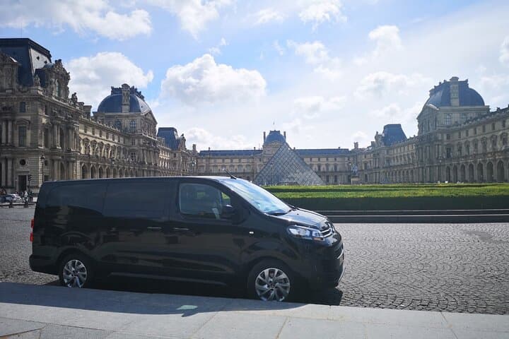 Private Versailles Palace and Gardens Tour with Van Transfer from Paris photo 4