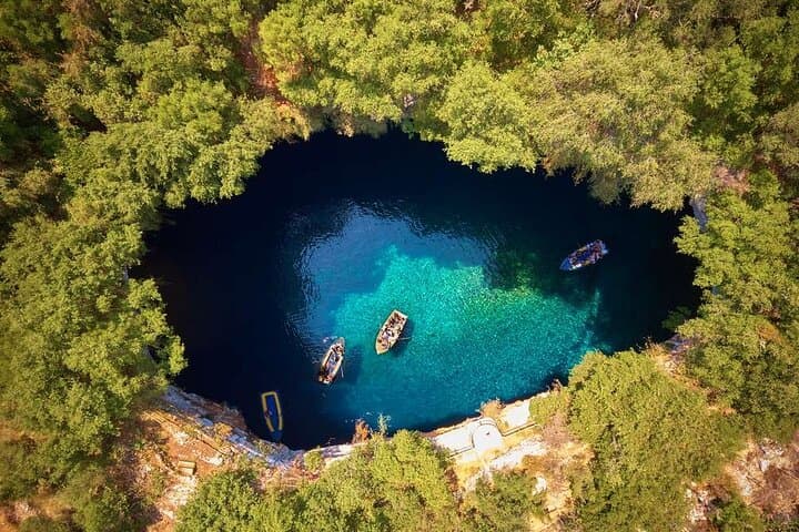 Private Kefalonia Tour: Melissani Cave, Robola Winery & Myrtos Beach photo 5