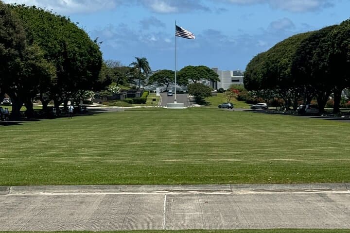 Oahu North Shore Private 7-Hour Countryside Tour from Honolulu photo 5