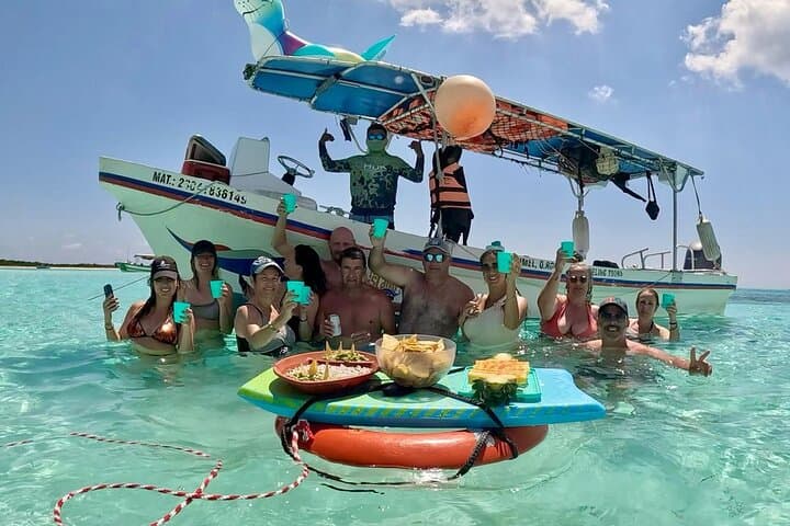 Cozumel Private Boat Tour to Palancar, El Cielo & El Cielito — Snorkel with Starfish and Stingrays photo 4