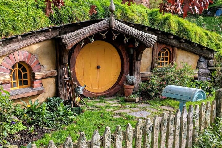 Hobbiton Movie Set Guided Tour from Auckland — Walk the Shire with an Official Guide photo 3
