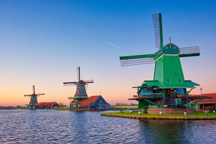 Private Zaanse Schans & Volendam Tour from Amsterdam — Windmills, Cheese and Harbour Strolls