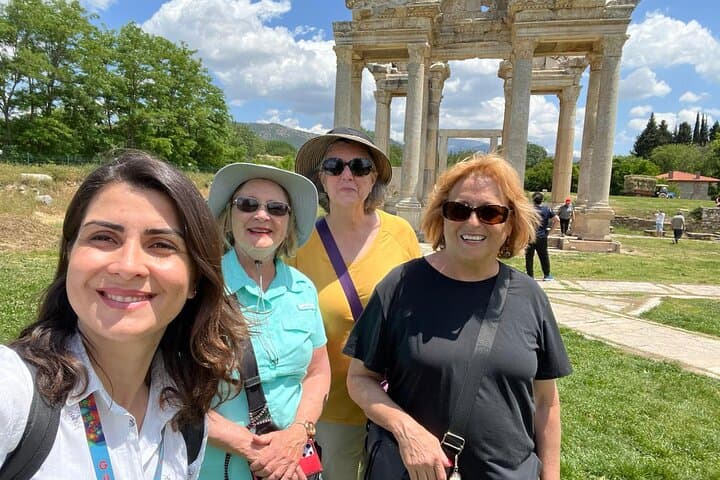 2-Day Ephesus, Aphrodisias & Pamukkale: Ancient Ruins and Travertine Pools photo 4