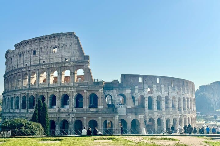 Skip-the-Line Colosseum and Rome Golf Cart Private Tour photo 3