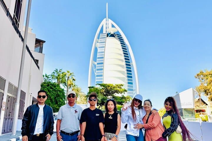 Majestic Dubai and Abu Dhabi: 5-Day Luxury City, Coast & Desert Experience photo 4