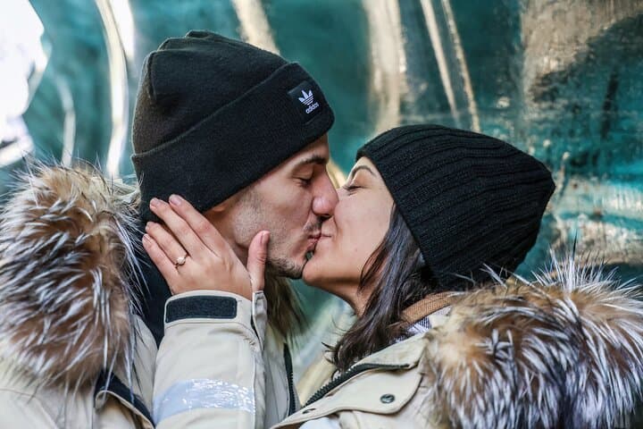 Sunrise Glacier Proposal: Diamond Beach & Glacier Lagoon Romantic Escape