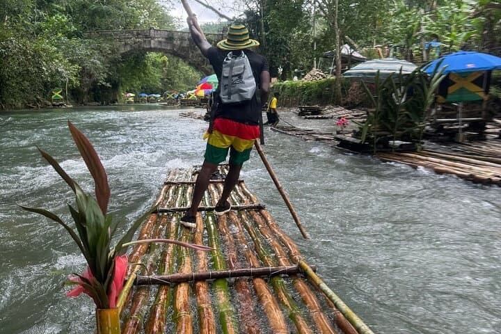 Private Transfer to Lethe for Great River Bamboo Rafting & Limestone Foot Massage photo 4