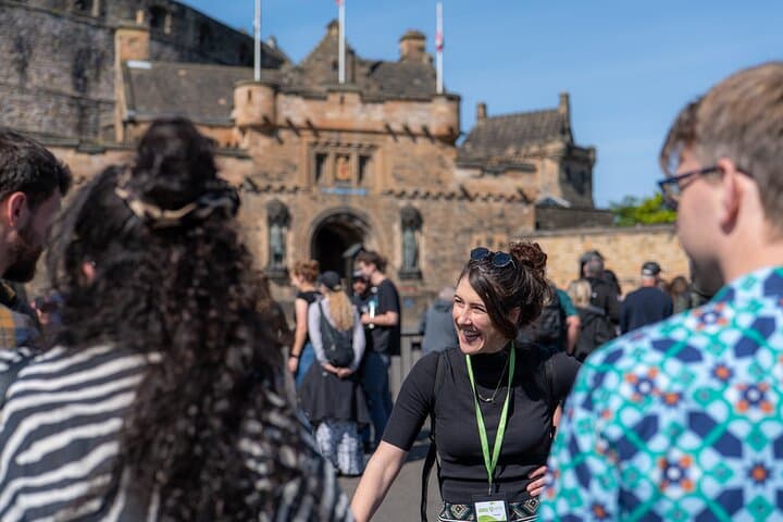 Skip-the-Line Edinburgh Castle Guided Walking Tour — History & Highlights photo 2