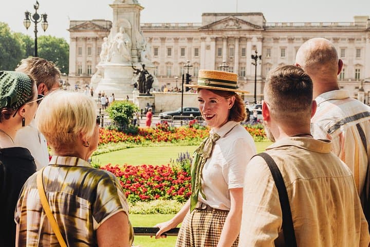 Private Royal London Walking Tour: Changing of the Guard Experience