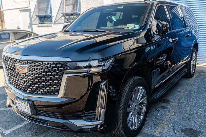 Luxury VIP NYC Airport Arrival Transfer: Sedan & SUV Service to Manhattan and Brooklyn photo 2