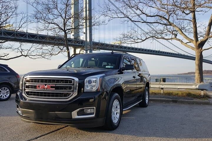 Luxury VIP NYC Airport Arrival Transfer: Sedan & SUV Service to Manhattan and Brooklyn photo 6