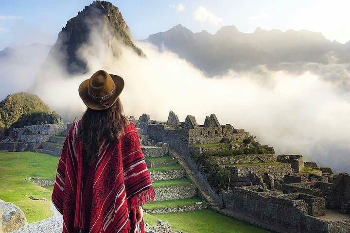 Cusco to the Amazon: 10-Day Sacred Valley and Machu Picchu Adventure