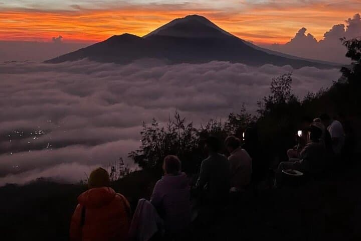 Mount Batur Sunrise Trek: Private Guided Hike with Summit Breakfast photo 2