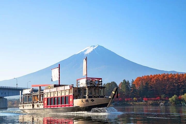 Mount Fuji Day Tour: Oshino Hakkai, Kawaguchiko Cable Car & Matcha Ceremony photo 4