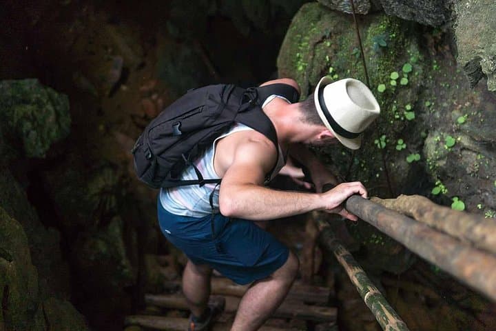 Vang Vieng Guided Day Trip: Kayaking, Cave Tubing & Zipline Adventure photo 4