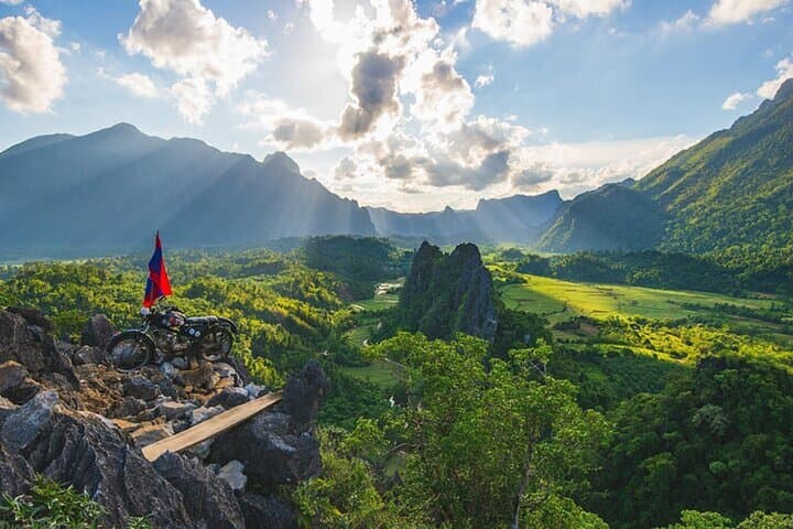 Nam Xay Viewpoint Hike & Blue Lagoon 1: Vang Vieng Day Hike and Swim photo 5