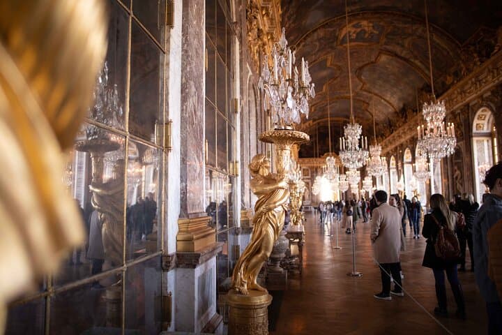 Family-Friendly Tour of Versailles: Skip-the-Line Palace and Gardens for Kids photo 5
