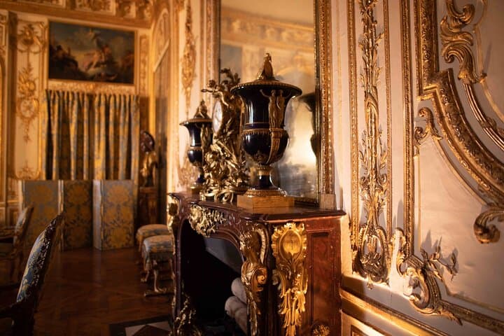 Family-Friendly Tour of Versailles: Skip-the-Line Palace and Gardens for Kids photo 6