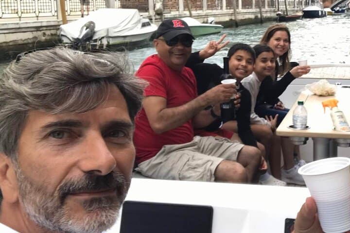 Private Boat Tour in Venice Canals & Lagoon — 90-Minute Small-Group Cruise photo 3