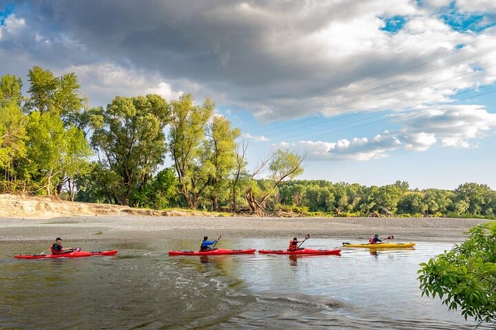 Evening Kayak on the Karloveské Danube Branch — Bratislava Paddle Guide photo 5