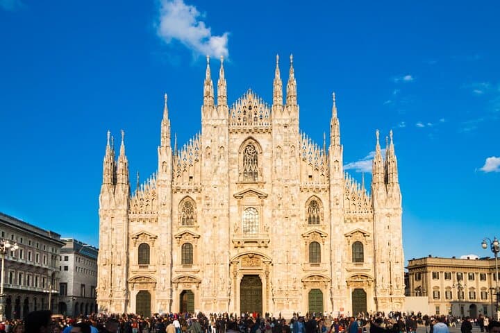 Florence to Milan Transfer Tour: Stops in Bologna, Modena & Parma