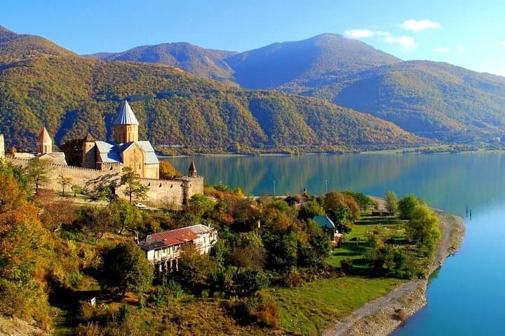 Gudauri and Kazbegi Mountains Day Tour from Tbilisi — Gergeti Trinity & Ananuri