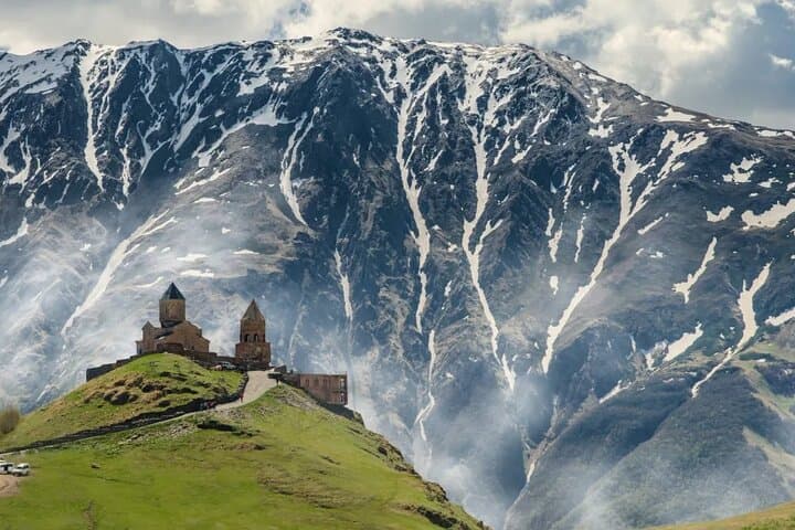 Gudauri and Kazbegi Mountains Day Tour from Tbilisi — Gergeti Trinity & Ananuri photo 3