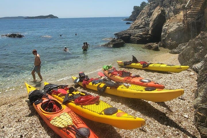Sea Kayaking Giens & Porquerolles: Half- and Full-Day Guided Tours from Hyères photo 3