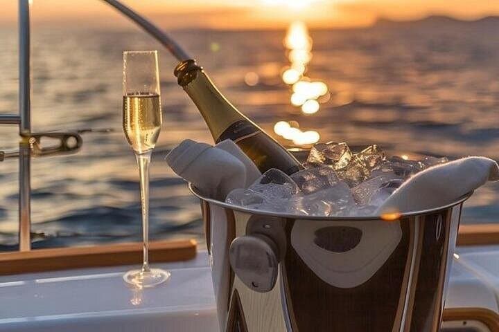 Sunset Champagne Cruise in Torrevieja: 90-Minute Coastal Boat Trip photo 2