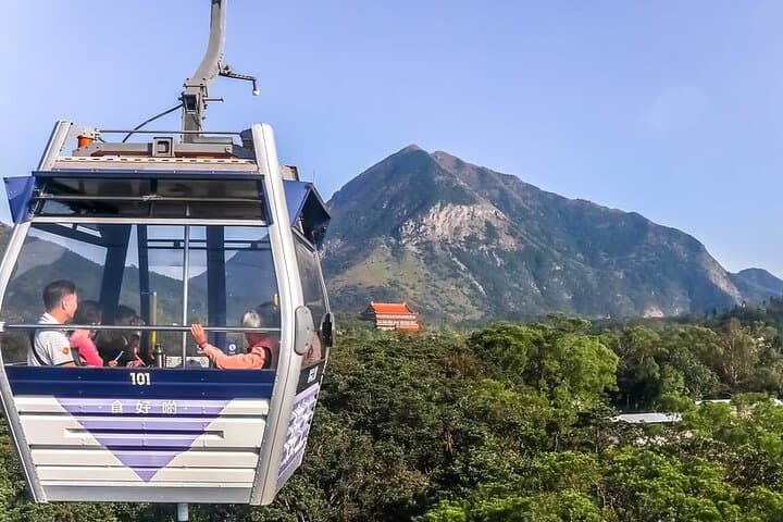 Ngong Ping 360 Cable Car: Crystal Cabin Over Lantau's Peaks photo 3