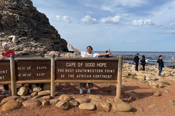 Cape Peninsula Private Full-Day: Bo-Kaap, Seal Cruise, Penguins & Cape Point photo 4